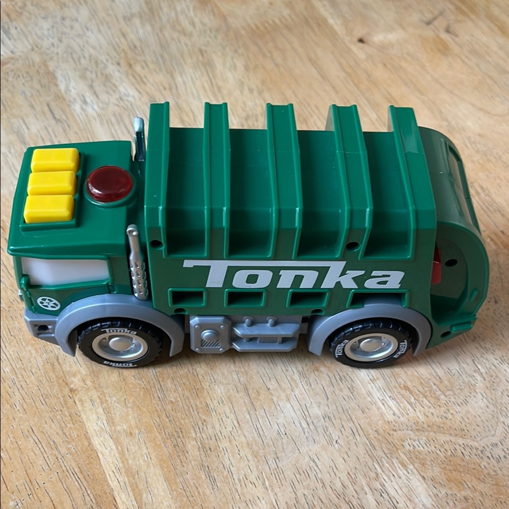 Tonka Green and Clean Trash Truck with Working Lights and Sounds.